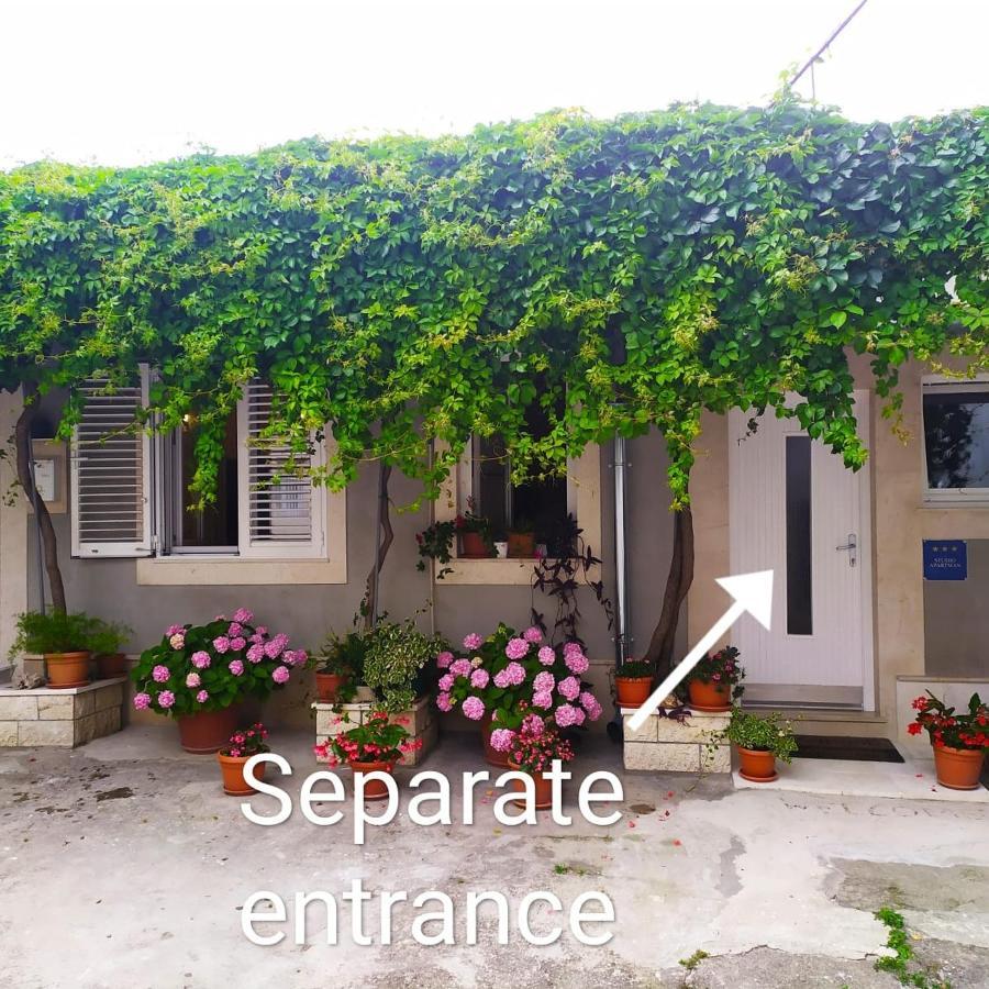 Studio Apartman Lenka Split Exterior photo